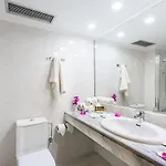 Blue Sea 4* فاليراكي