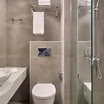 Blue Sea منتجع فاليراكي