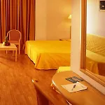 Blue Sea 4* فاليراكي