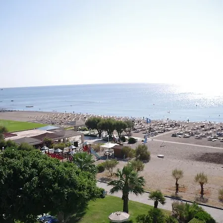 Blue Sea منتجع