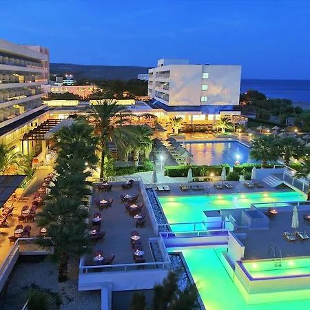 Blue Sea 4*
