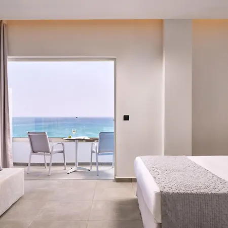 Blue Sea منتجع
