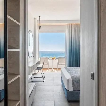 Blue Sea 4*
