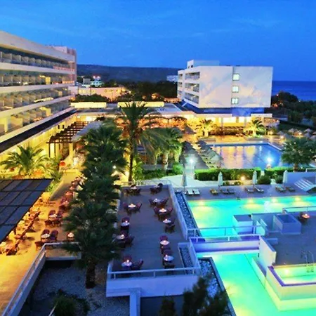 Blue Sea Resort 4*