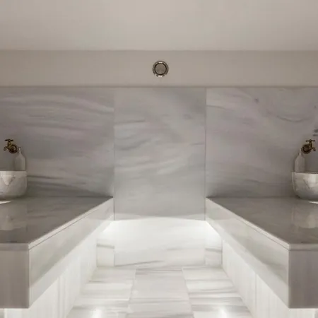 אתר נופש Blue Sea פליראקי